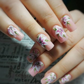 "Маникюр + покрытие всего за 1800 руб.!